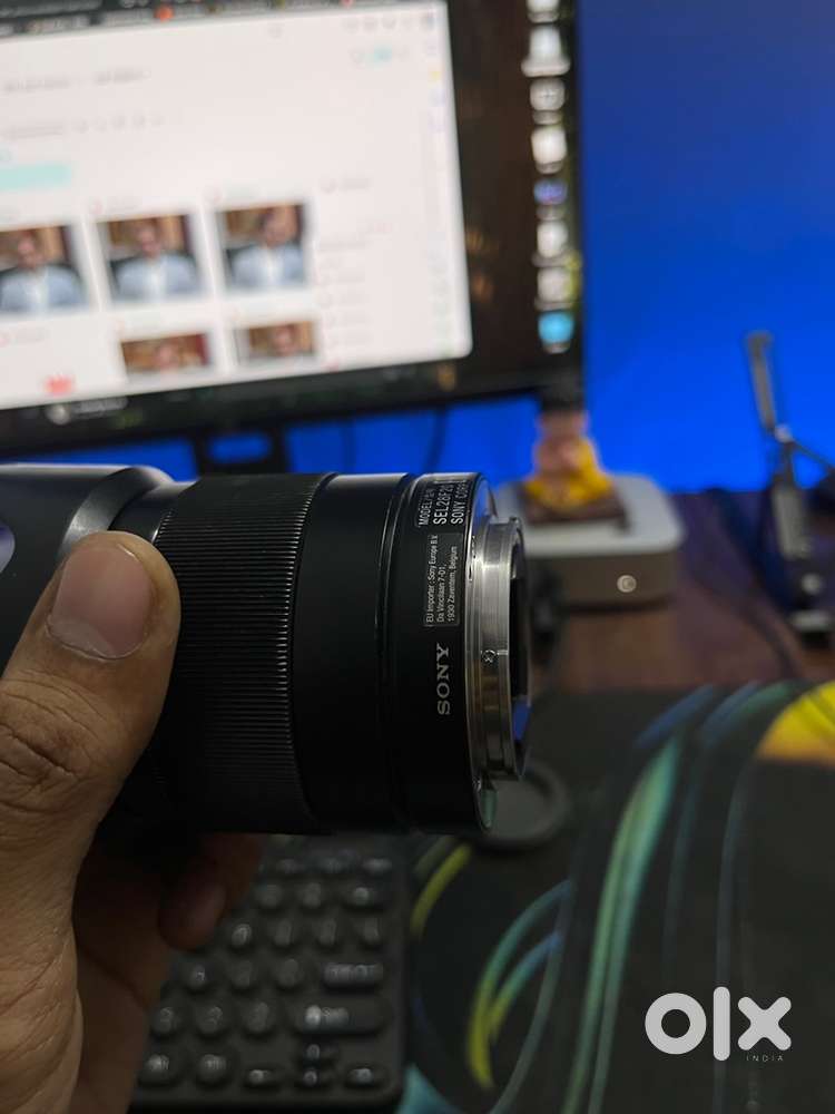 Sony 28mm f2 lens for sale