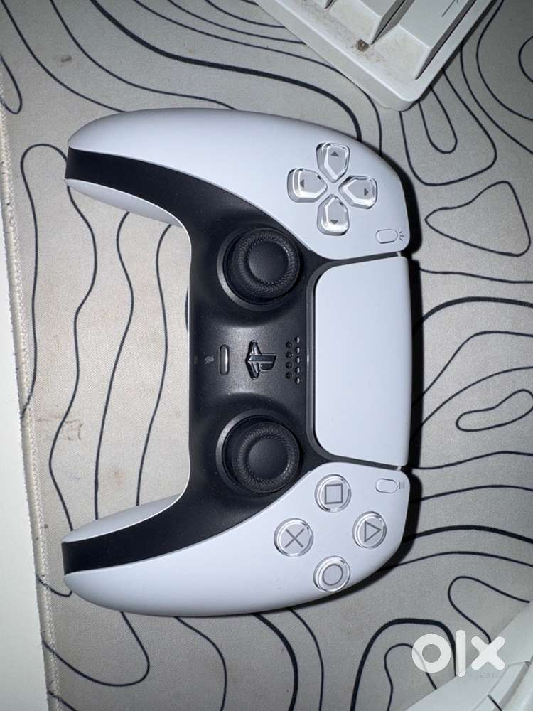 Ps5 controller brand new 1 day old
