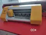 Flashcard sticker cutting machine
