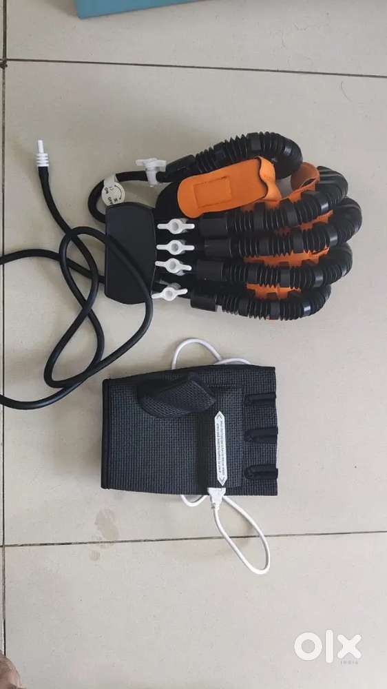 Hand Rehabilitation Training Mirror Device