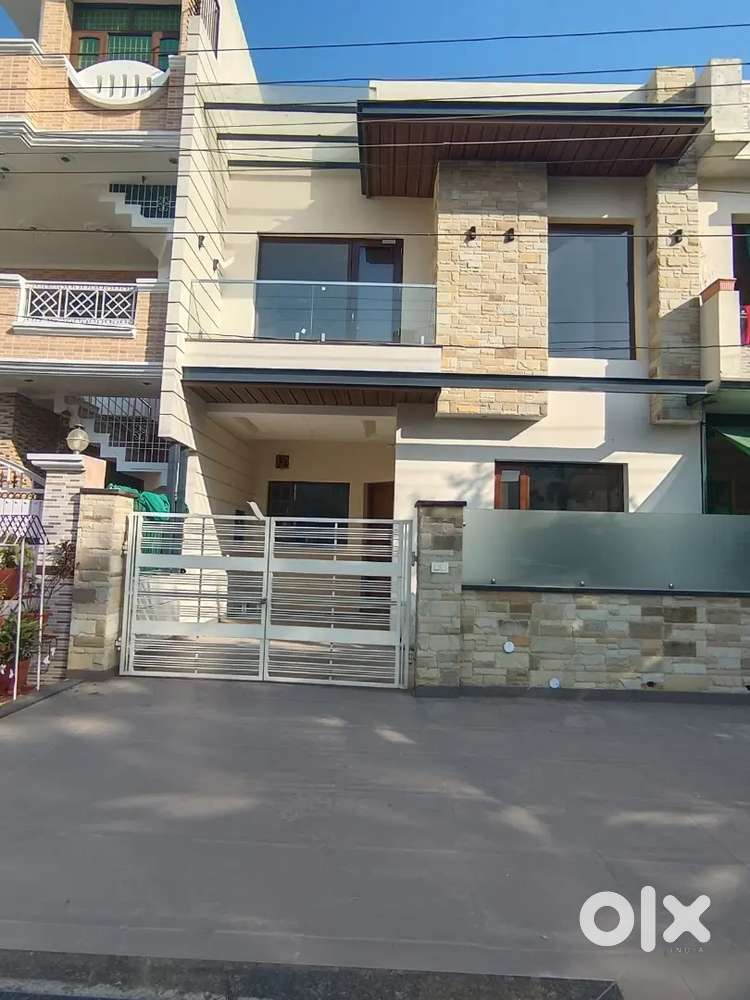 Modern 3BHK 150 Gaj house for Sale Urban Estate