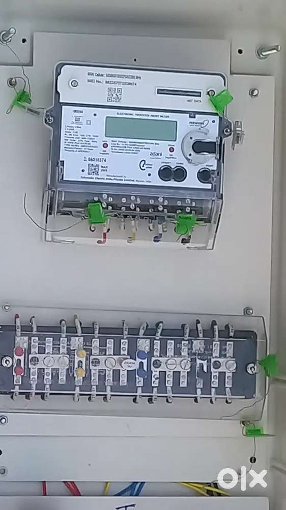 800 day  Electrician