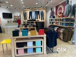 Male/ Female part time  Sales Staff @ Branded Clothing Store