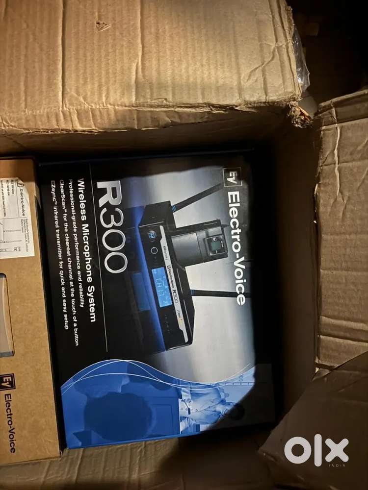 Electrovoice re3 microphone