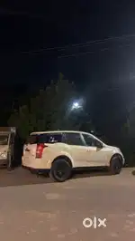 Mahindra XUV500 2013