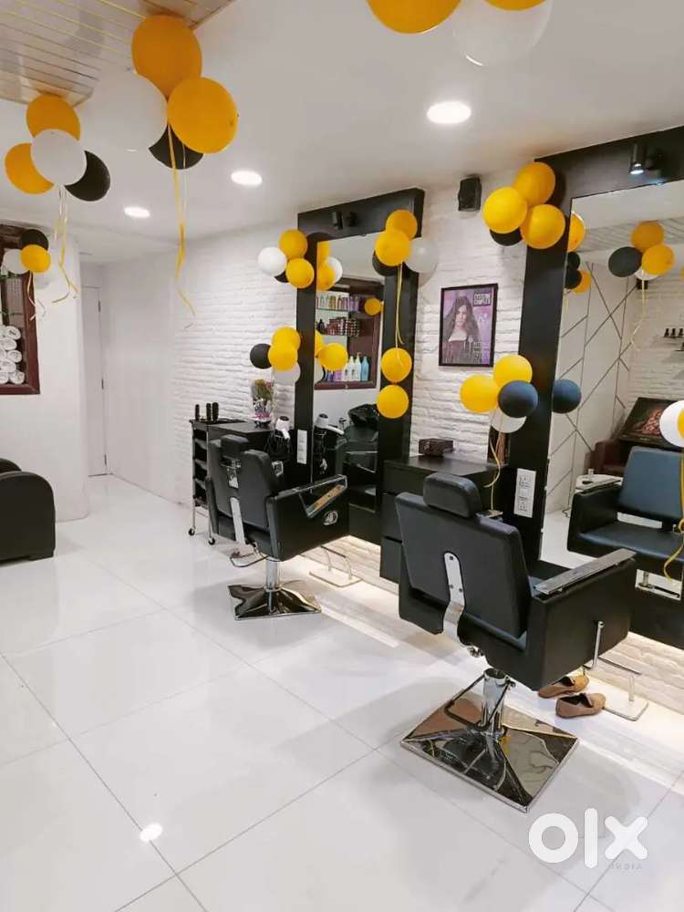 2 Staff Required for Haircuting in our Unisex salon