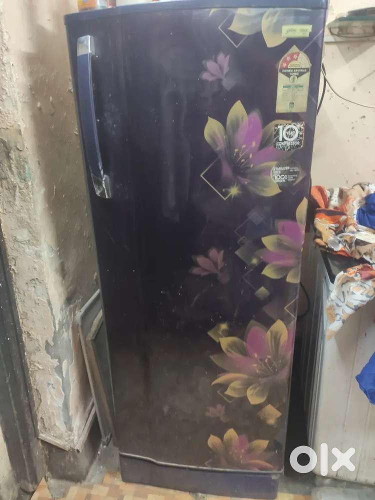 250 ltr fridge sell