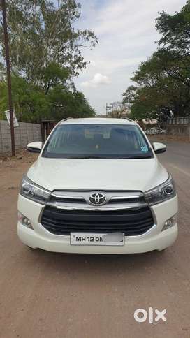 Toyota Innova Crysta 2.4 V 8 STR, 2018, Diesel