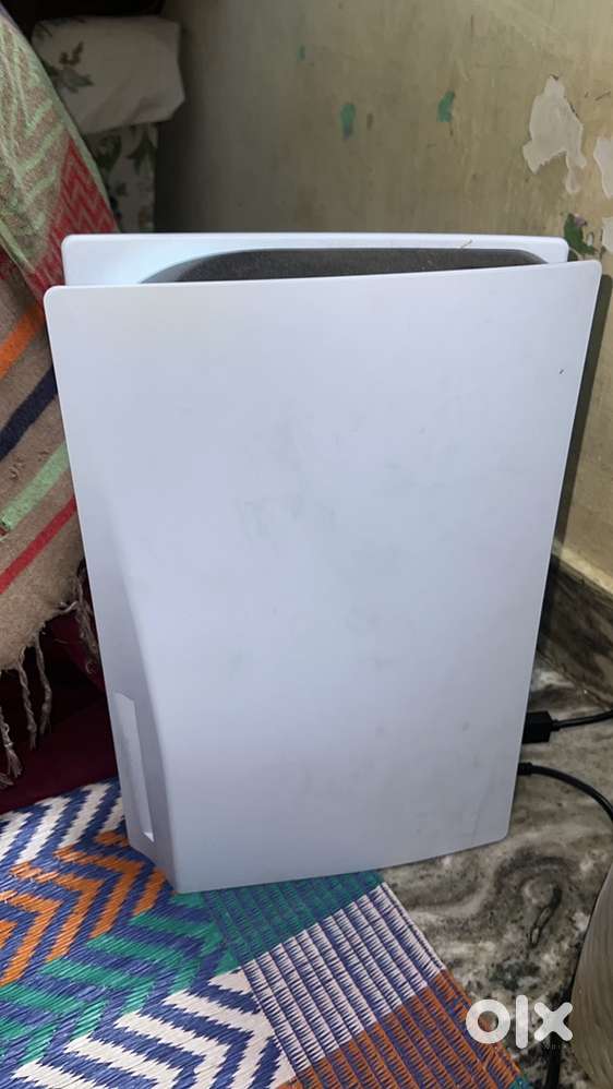 Sony PS5 with 1 controller