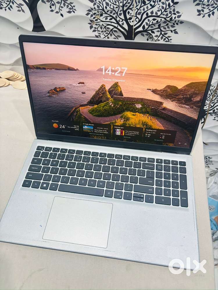 DELL Intel Core i3  12th Gen 1215U - (8GB/512 SSD/Window 11 Home)