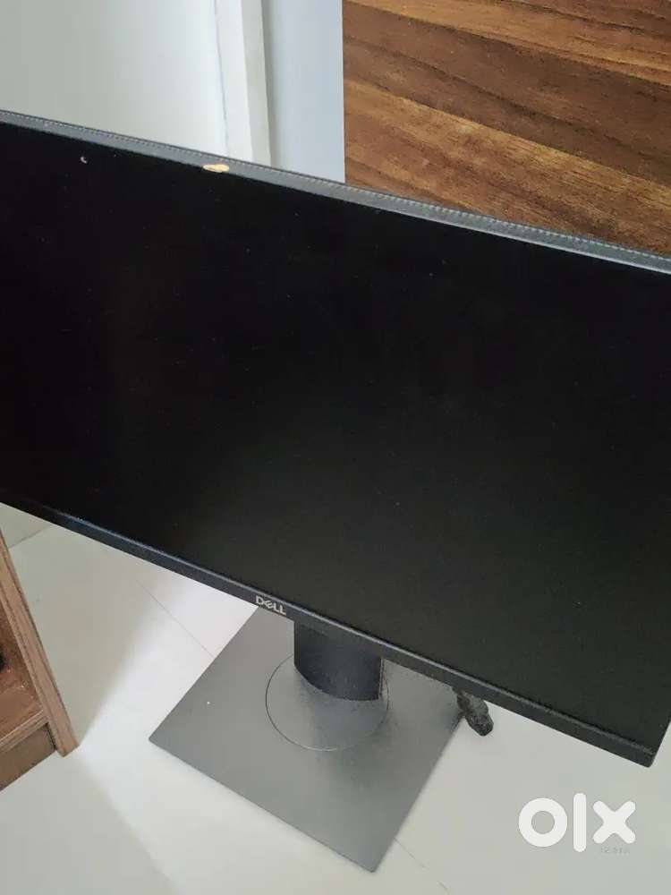 19inch monitor for sale