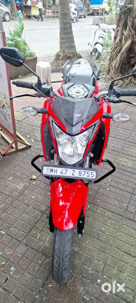 Honda hornet 160r