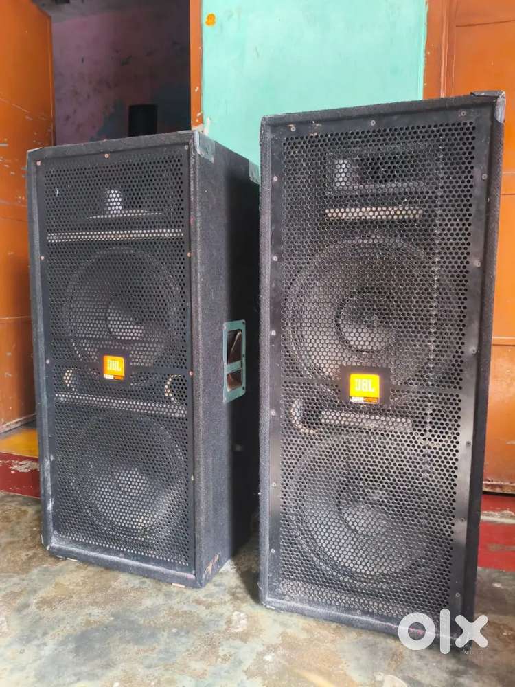 Speaker and machine JBL  bending