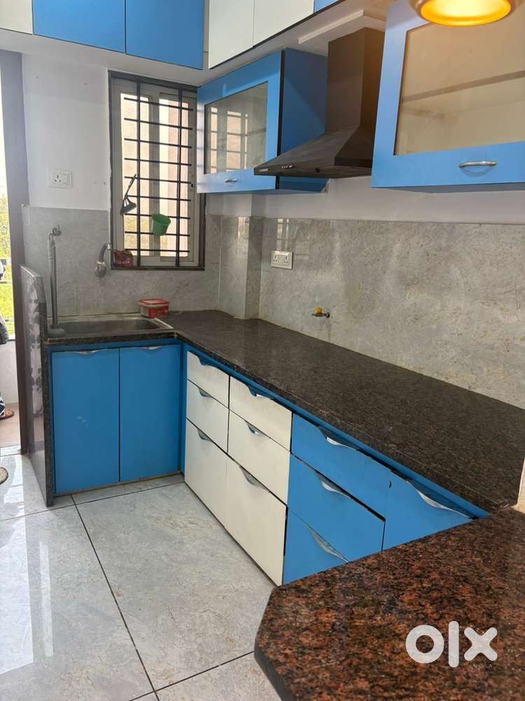 2 bhk flat for in silicon city