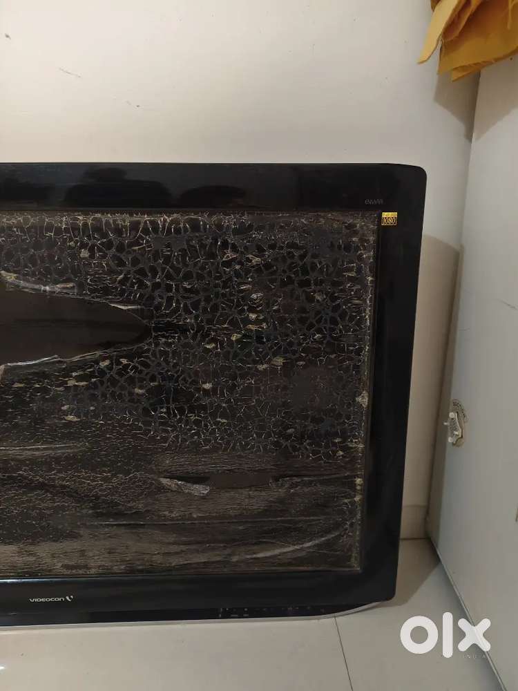 43 inch tv only  display fault