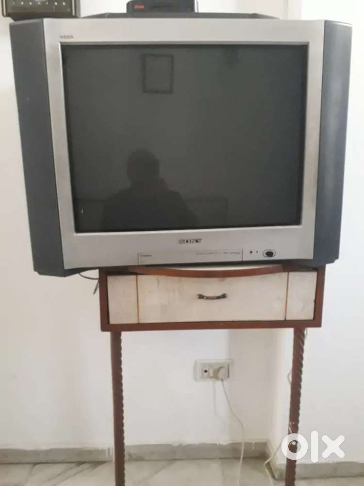 Sony TV  wega with Air tel set top box