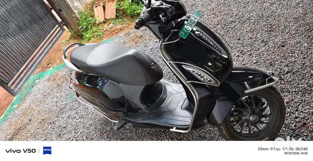 Good condition no scratches no accident