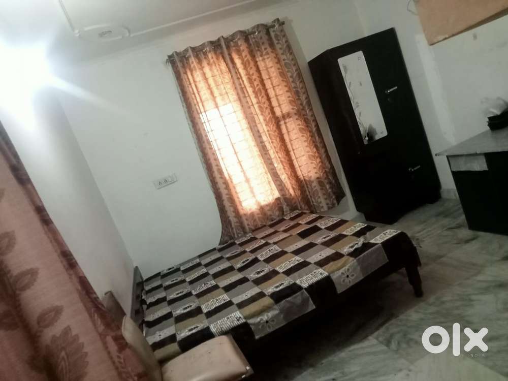 Jha Niwas sector 127