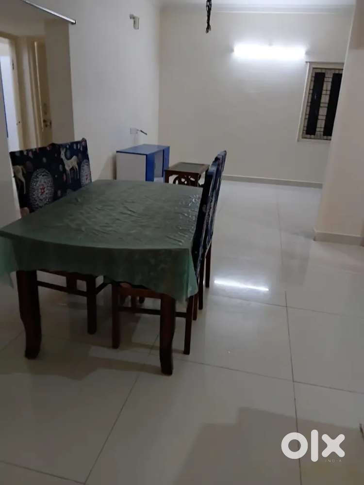 Flat for rent 2bhk semifurnished
