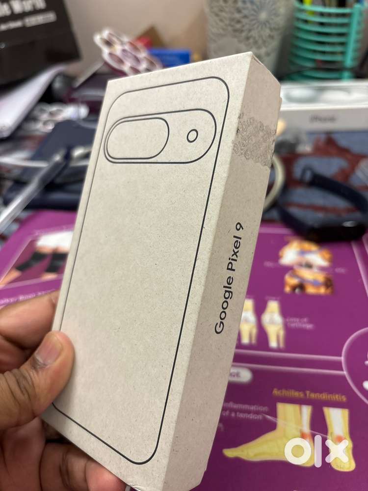 Google pixel 9 12/256 1month old black