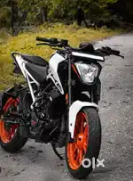 KTM Duke 200 (2023) Model