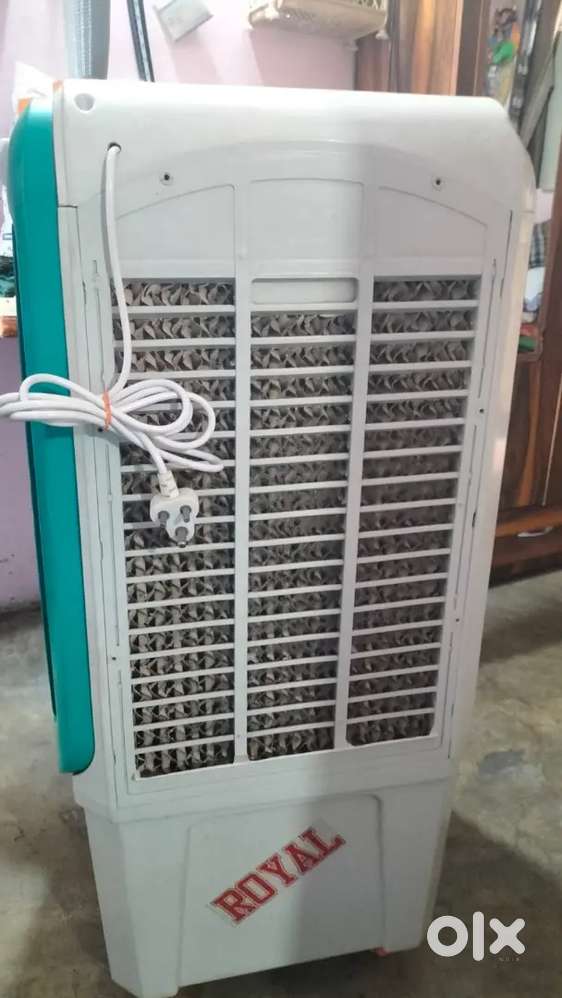 Cooler hai new condition mai sab ok hai