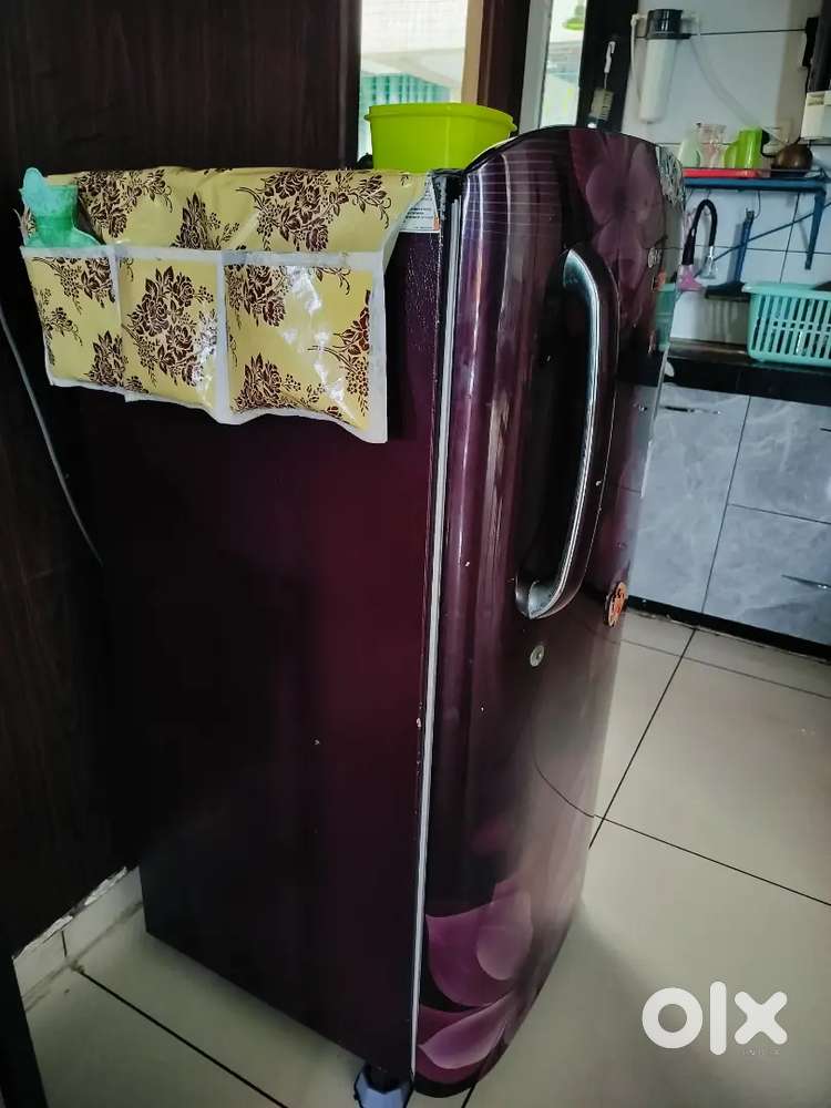 Fridge new condition