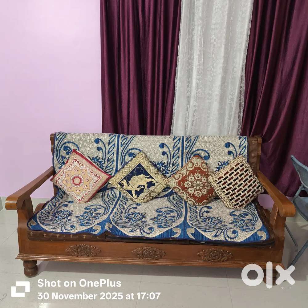 Teak wood sofa 03 seater and single seater 02nos.