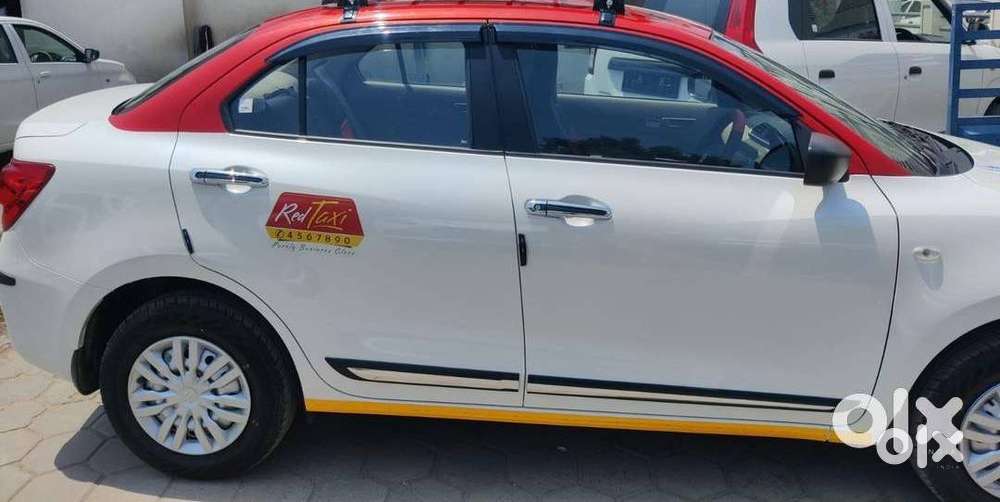 Red Taxi-Full-Time Driver Needed