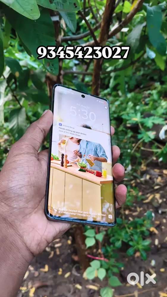 Vivo v40e 8/256  8 month