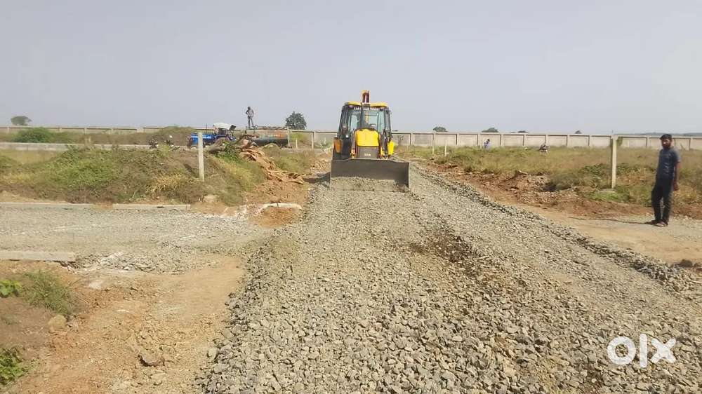 Prestige university ke piche plot available plot