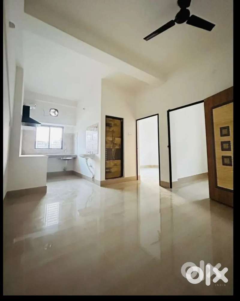 Room rent only for female, male friend not allowed to enter, s