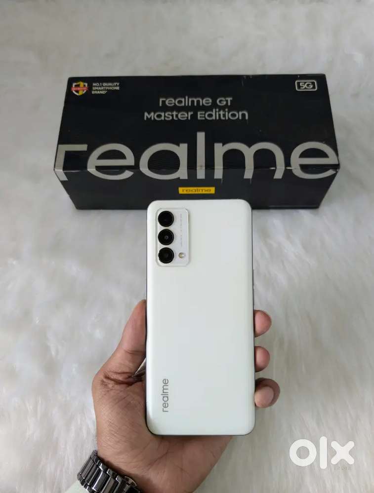 Realme GT master edition 
8/128 5G 
Best gaming phone 
With complete