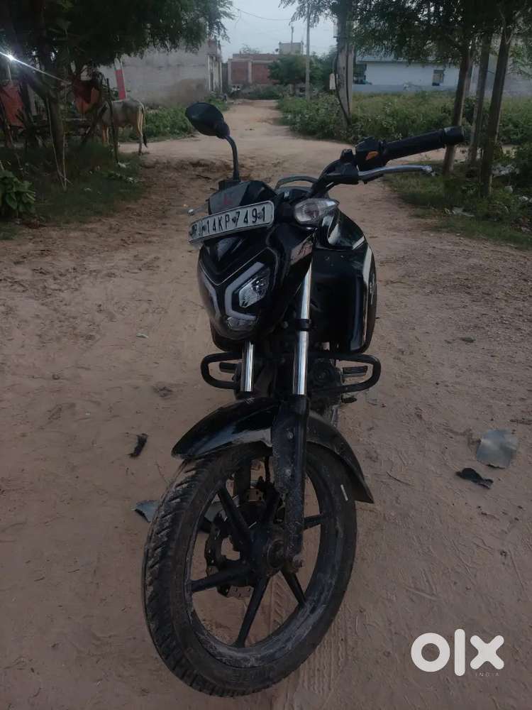 TVS Raider,2022 MODEL, NICE condition,,Black colour,1st Owner,