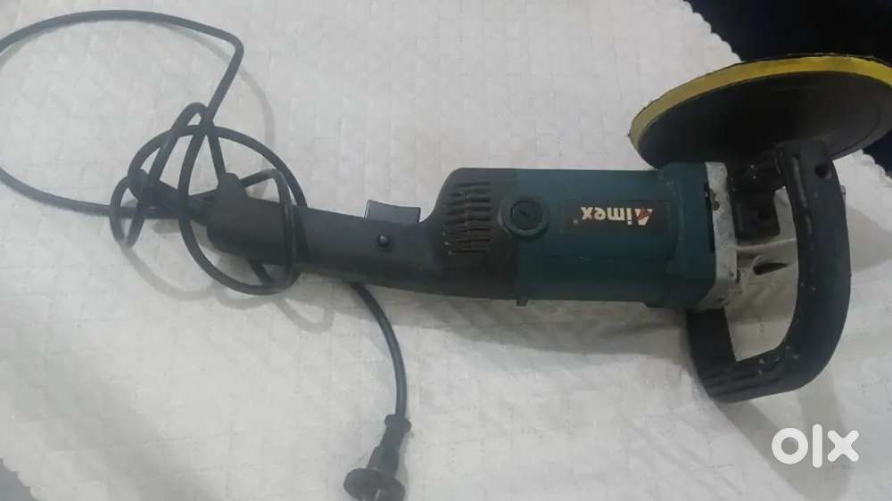 Car rubbing and polishing machine