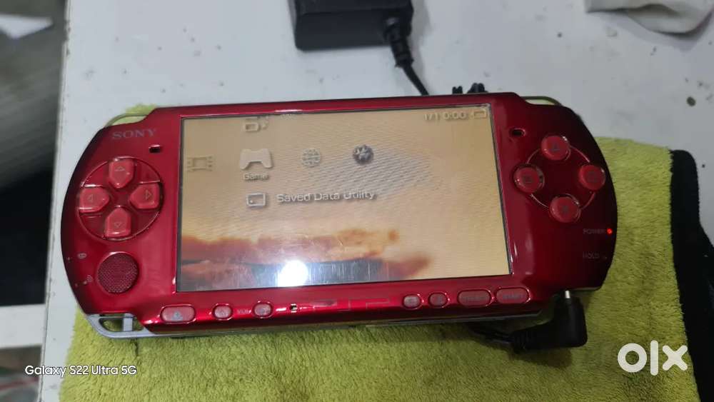 PsP 3006 wifi model with 16gb memory card games