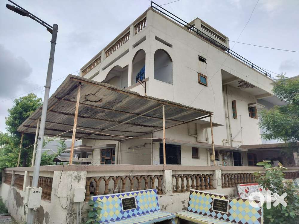 BEST LOCATION 5 BHK BUNGLOW FOR SELL IN RANIP NA NOC TITLE CLEAR