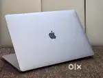 Apple Macbook Pro i7 16GB Ram 512GB Apple SSD 5.5gbGraphics Touchbar