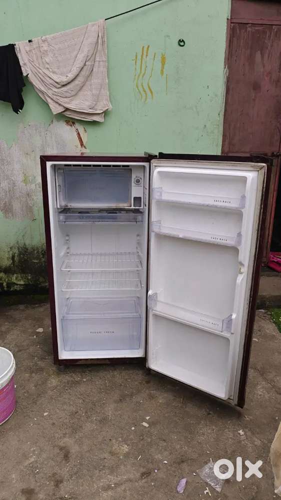 Whirlpool 2star fridge