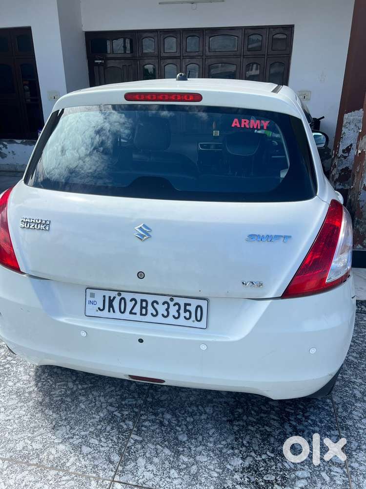 Maruti Suzuki Swift 2016 Petrol Well Maintained