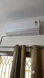 Lloyd 1 Ton AC - 1.5 years used
