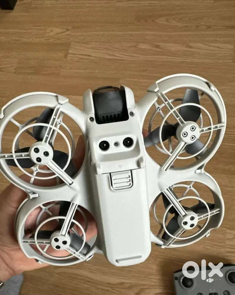 DJI Neo Fly More Combo Palm-Sized Drone