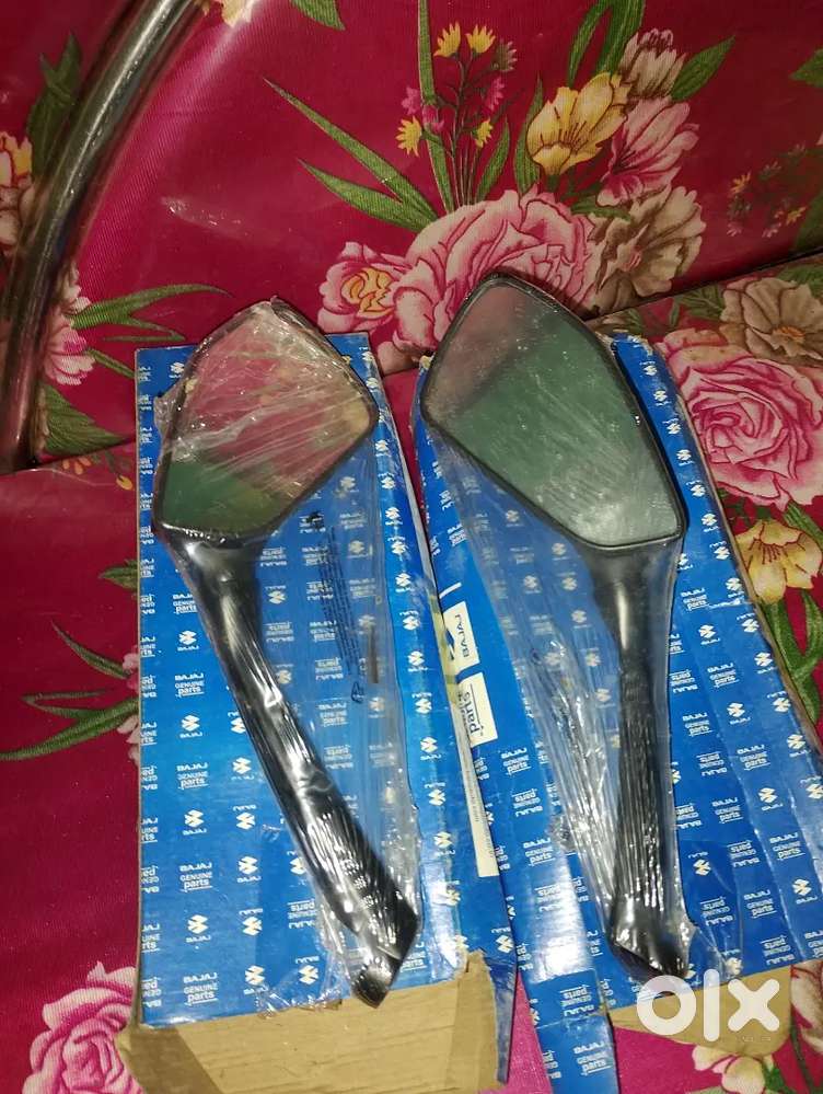 Bajaj Pulsar rs 200 original mirror