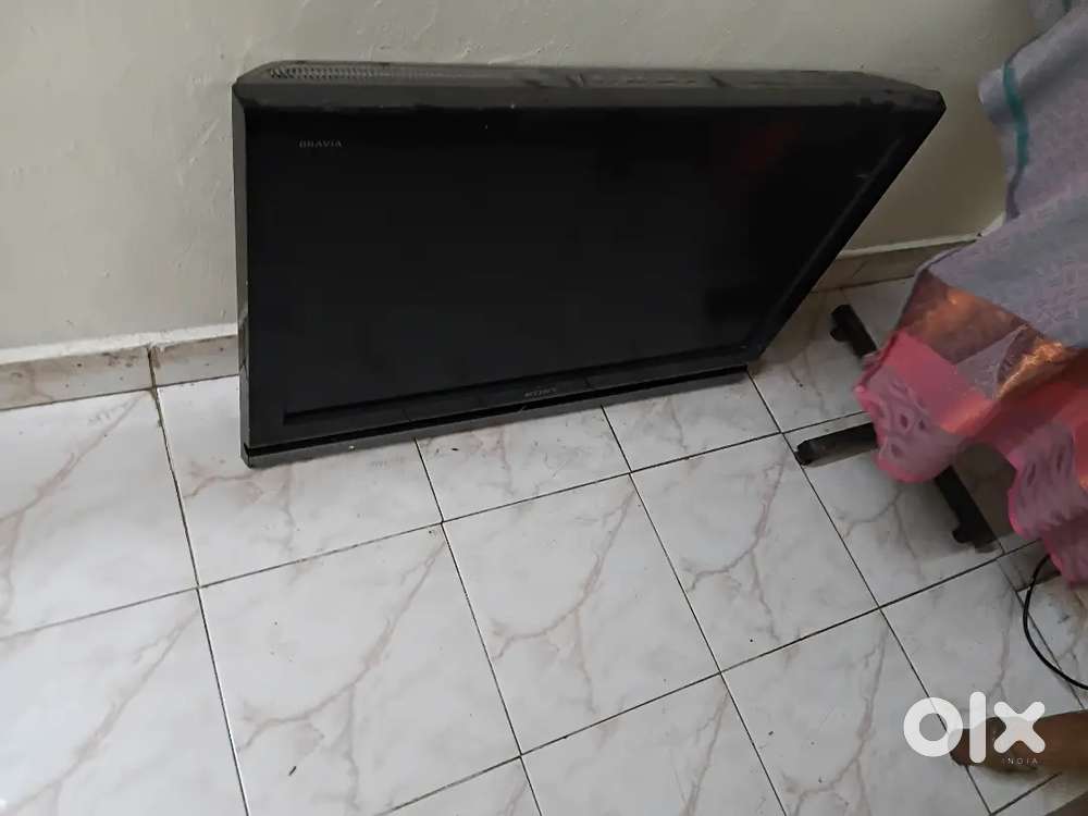 Sony TV 32 inches