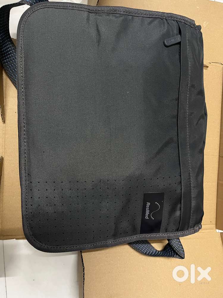 Bipap machine - Resmed  AirCurv 10