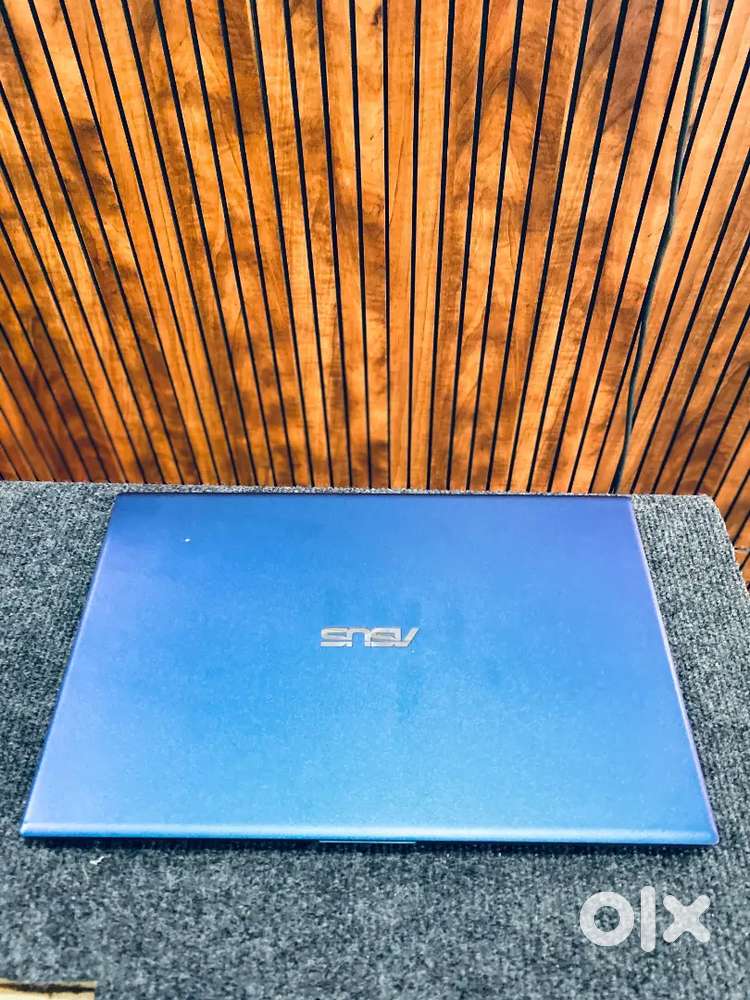 ASUS VivoBook Ryzen 5 (8/256)
