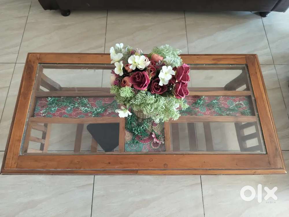 Centre table
