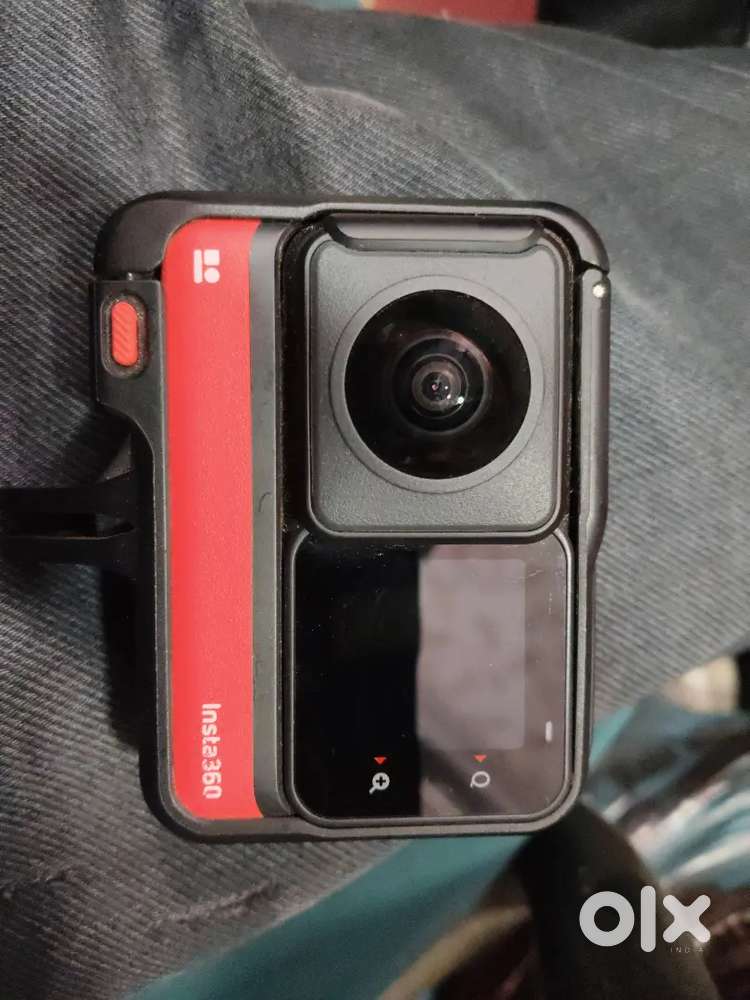 Insta 360 camera 2 month old