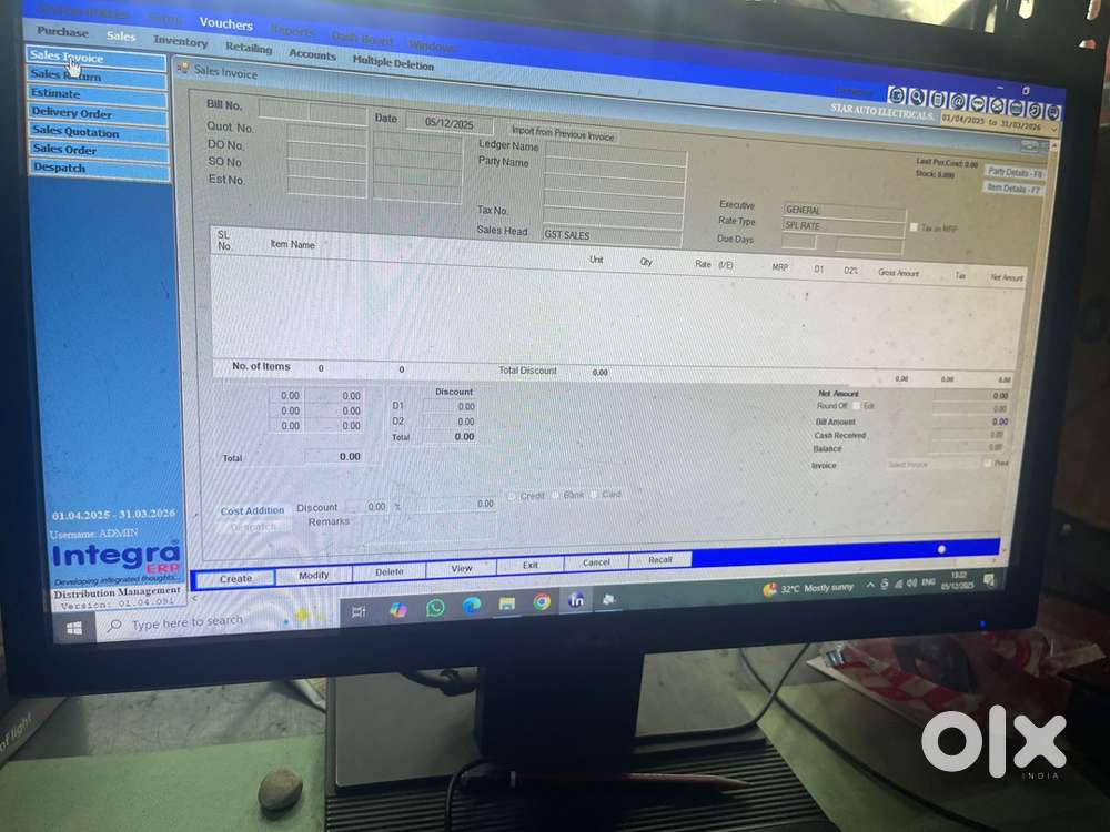 Looking ladies billing staff