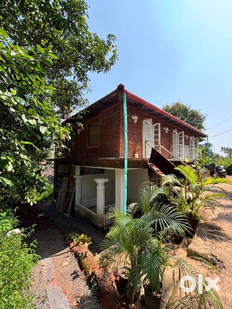 1.5 BHK For Rent This Beautiful Renovated Goan House in Moira!